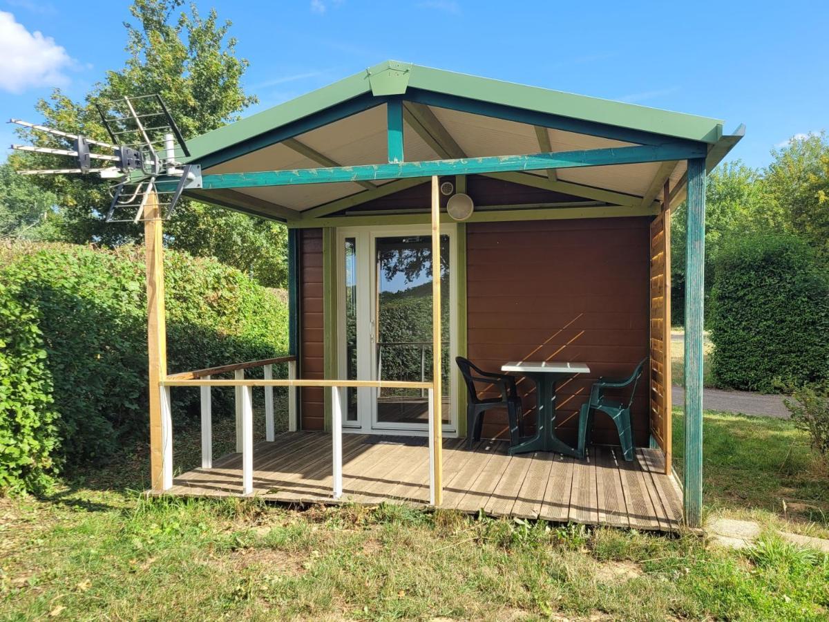 Camping Les Hirondelles 布尔圣玛丽 外观 照片